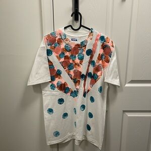 Vintage Hanes White Tee with Blue and Orange Dot Pattern